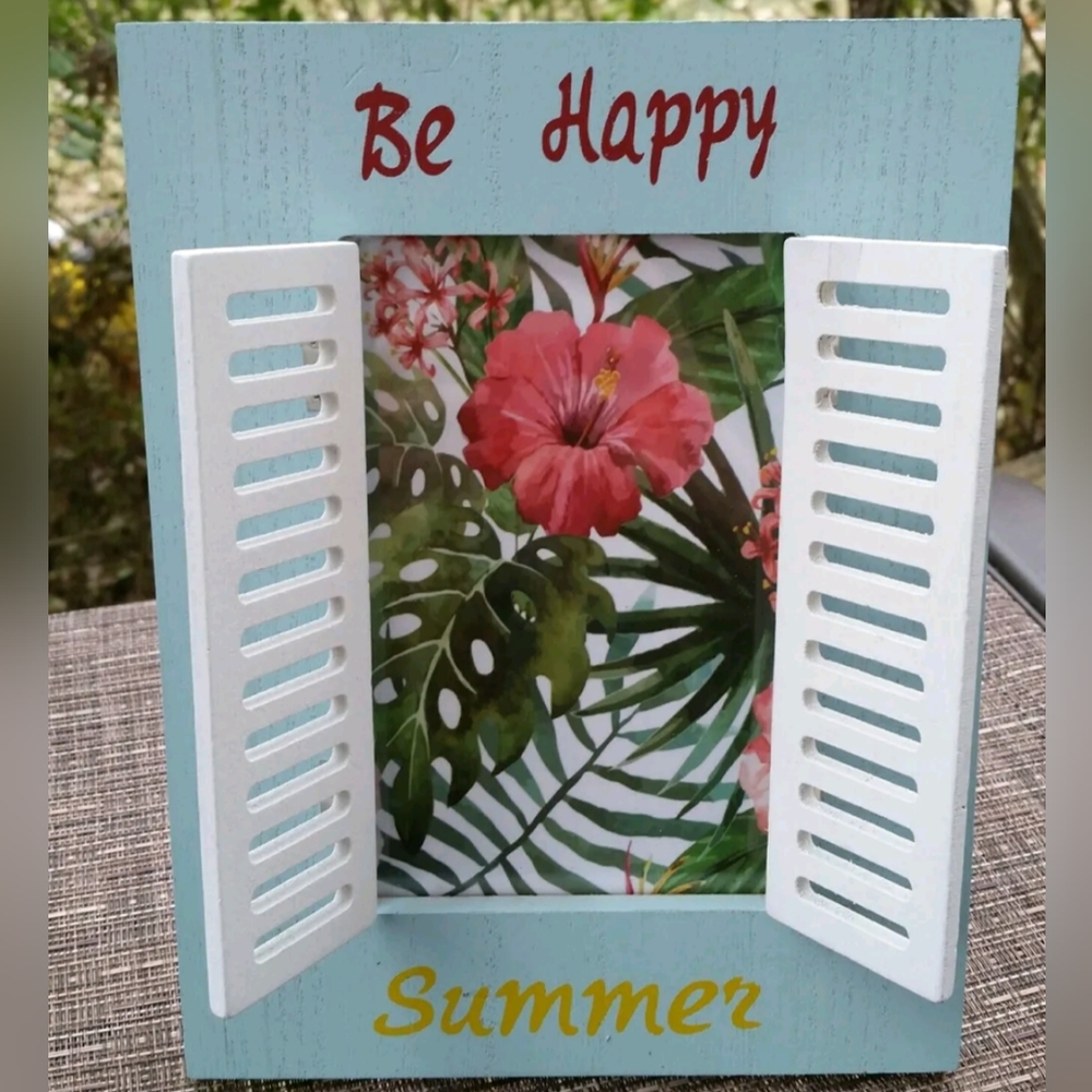 Be Happy Summer Window Shutters Photo Frame